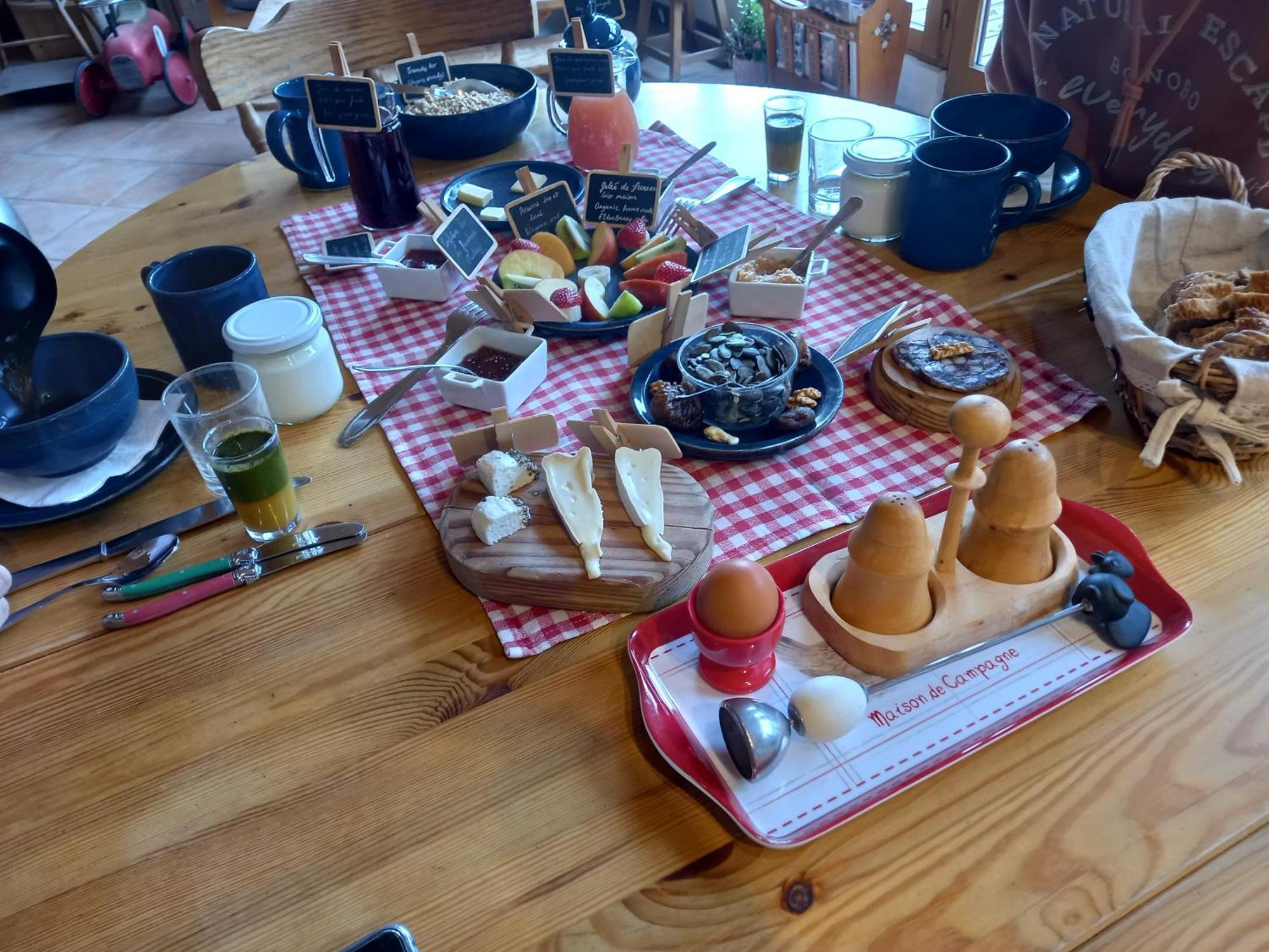 Valreley, Chambres Et Table D'Hotes Eco-Friendly Avec Bain Nordique Au Sud Du Massif Du Jura Champagne-en-Valromey Экстерьер фото